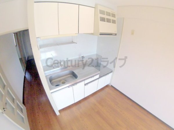 伊丹市荻野２丁目のマンション