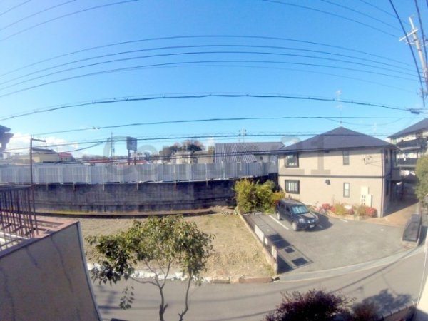 川西市久代１丁目のテラスハウス