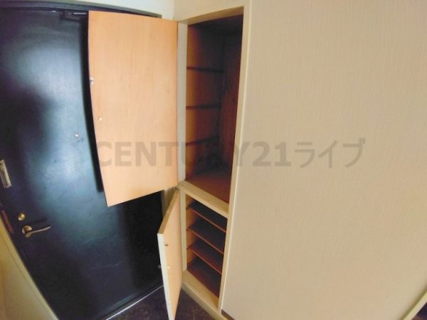 伊丹市千僧４丁目のマンション