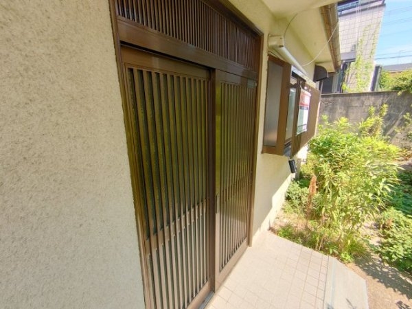 西宮市上ケ原三番町の貸家
