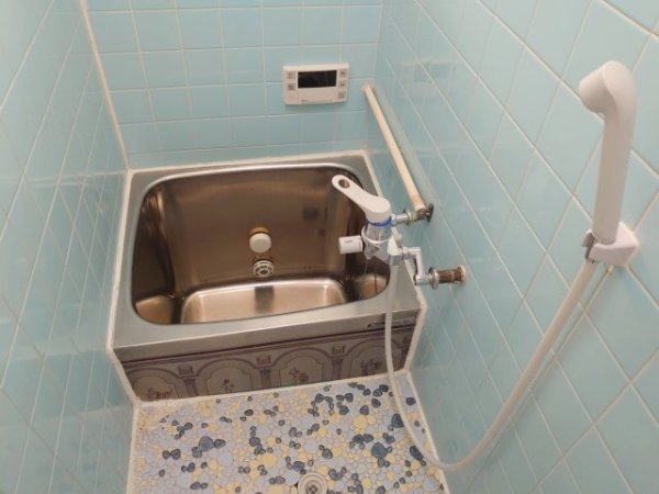 西宮市上ケ原三番町の貸家