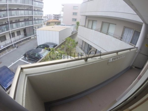 西宮市一里山町のマンション