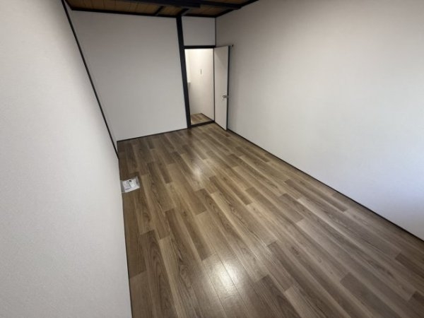 宝塚市安倉西４丁目のテラスハウス