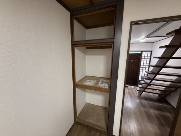 宝塚市安倉西４丁目のテラスハウス