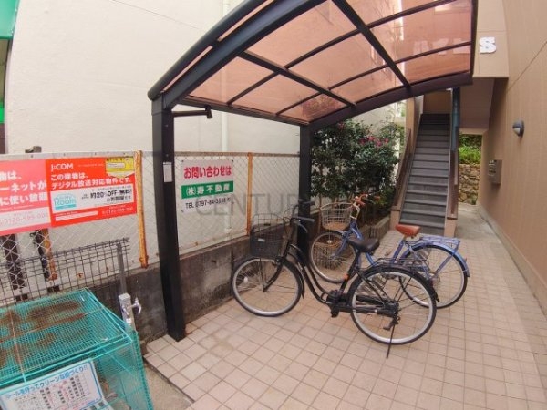 宝塚市清荒神３丁目のマンション