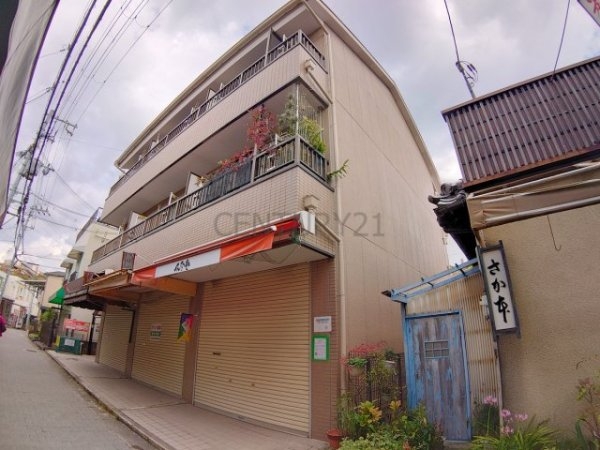 宝塚市清荒神３丁目のマンション
