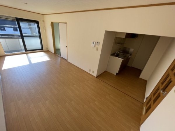 西宮市門戸岡田町のマンション