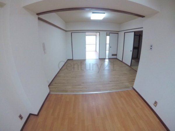 西宮市段上町６丁目のマンション