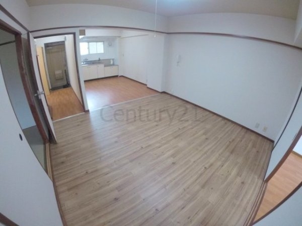 西宮市段上町６丁目のマンション