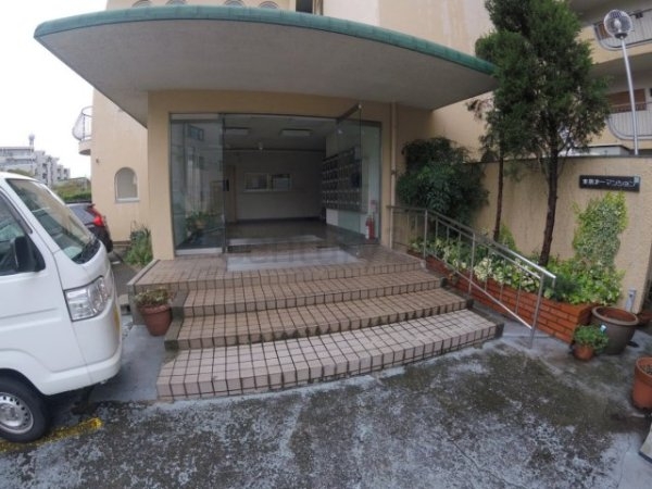 西宮市段上町６丁目のマンション