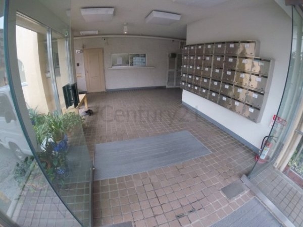 西宮市段上町６丁目のマンション