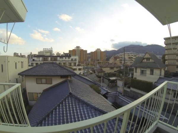 宝塚市川面３丁目のマンション