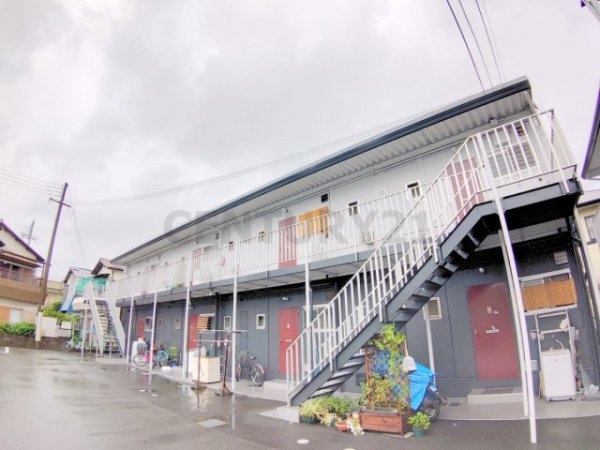 宝塚市寿町のアパート
