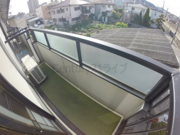 宝塚市宮の町のアパート