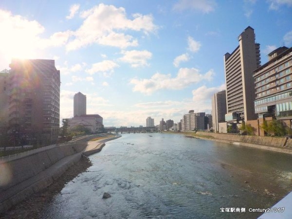 宝塚市川面5丁目のマンション(武庫川)