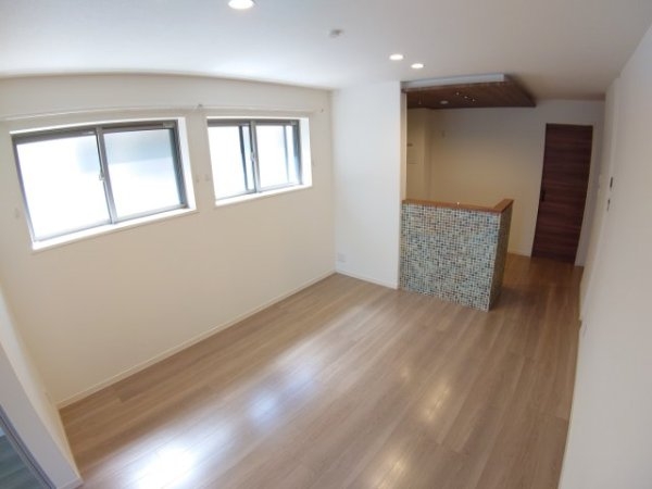 池田市宇保町のマンション