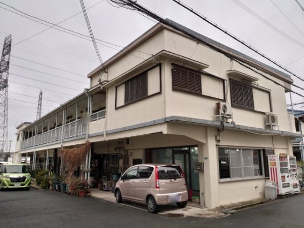 伊丹市荒牧南４丁目のアパート