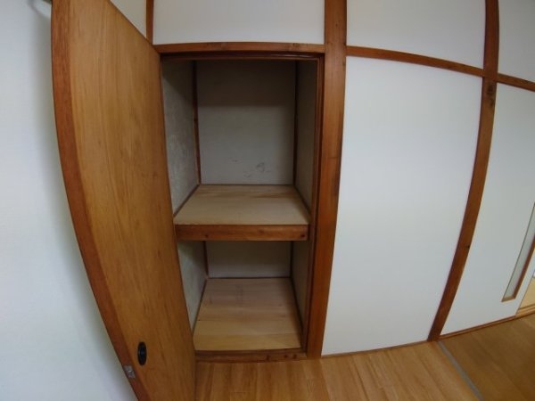伊丹市荒牧南４丁目のアパート