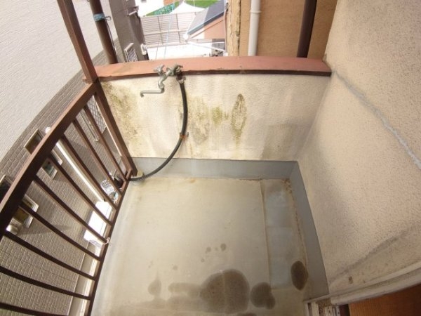 池田市槻木町のテラスハウス