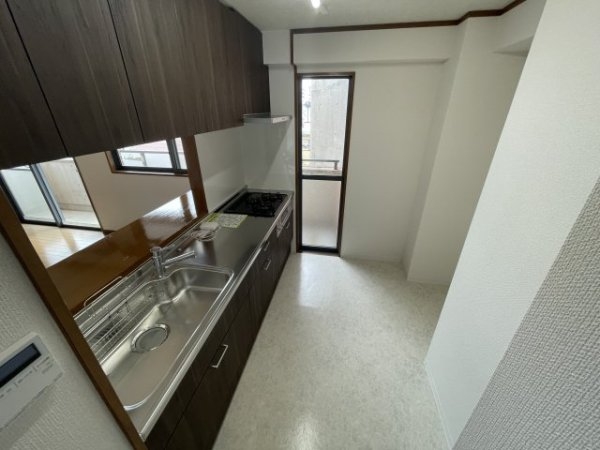 西宮市松籟荘のマンション