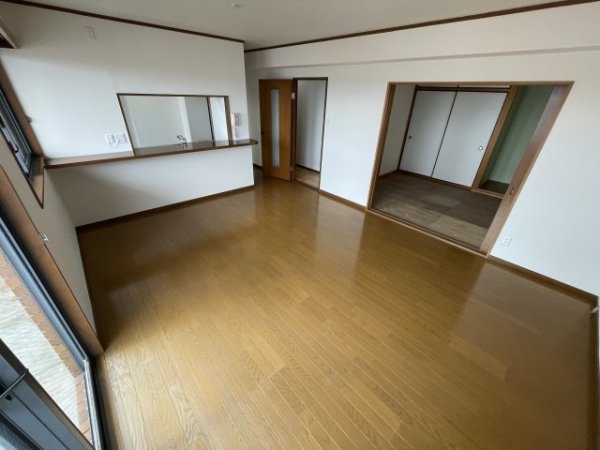 西宮市松籟荘のマンション