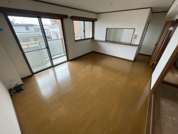 西宮市松籟荘のマンション