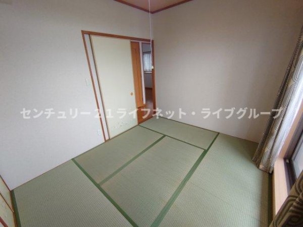 宝塚市雲雀丘２丁目のマンション