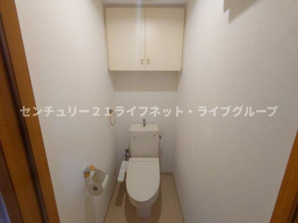 宝塚市雲雀丘２丁目のマンション