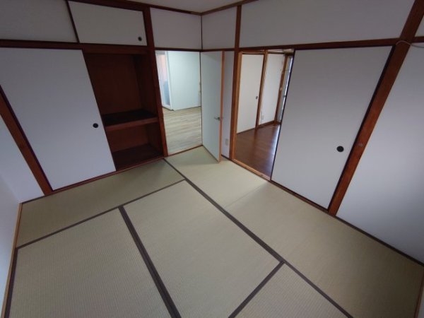 伊丹市森本４丁目のマンション