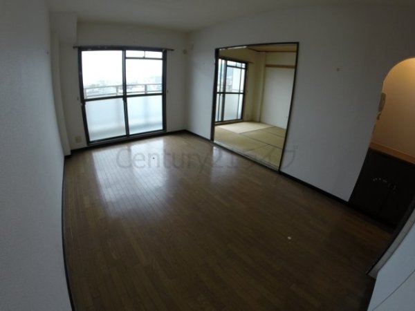 宝塚市御殿山２丁目のマンション