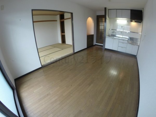 宝塚市御殿山２丁目のマンション