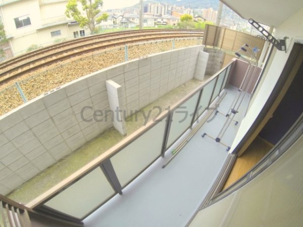 宝塚市川面３丁目のマンション