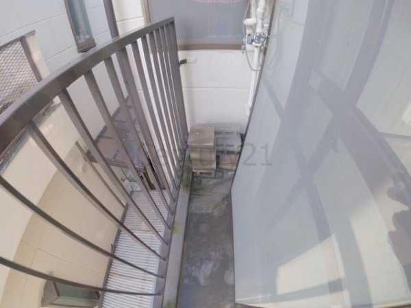 西宮市上ケ原六番町のマンション