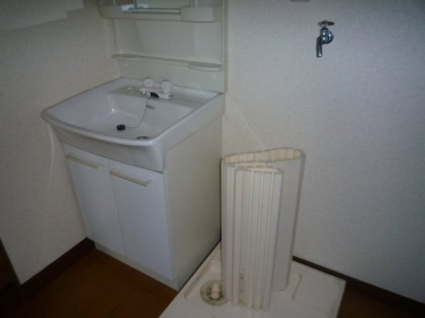 宝塚市伊孑志２丁目の貸家