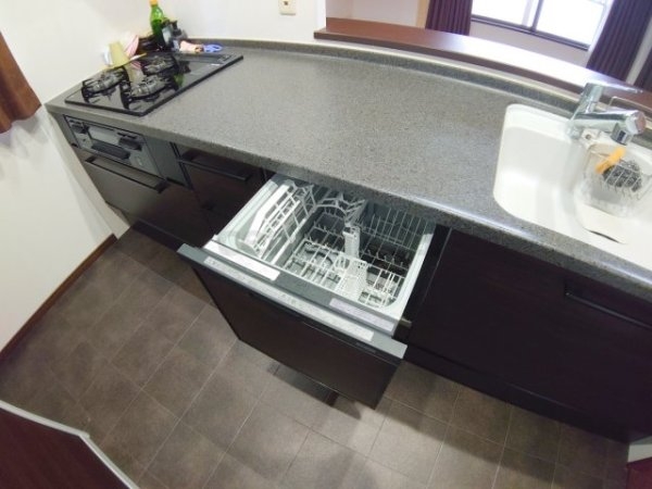 宝塚市すみれガ丘２丁目のマンション
