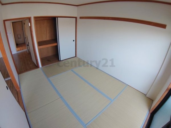 伊丹市鴻池４丁目のマンション