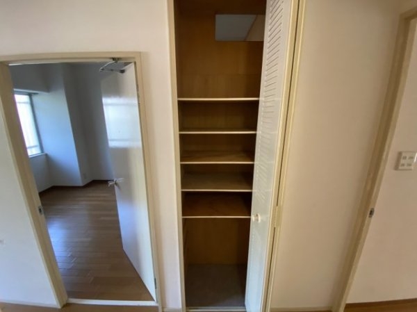 宝塚市中山桜台６丁目のマンション