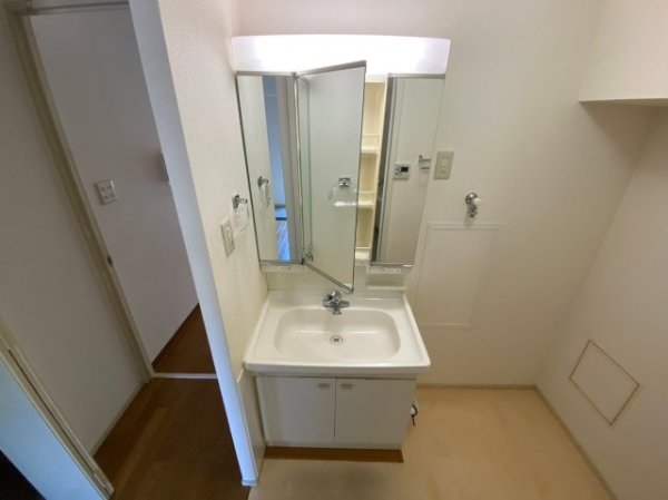 宝塚市中山桜台６丁目のマンション