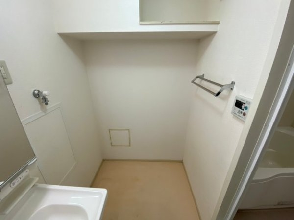 宝塚市中山桜台６丁目のマンション