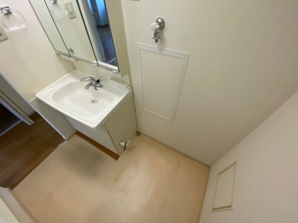 宝塚市中山桜台６丁目のマンション