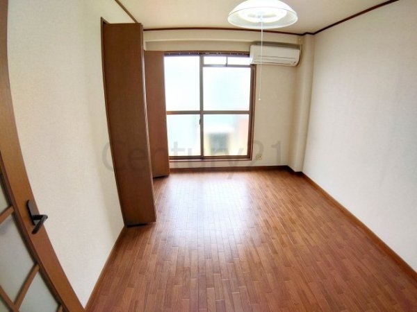 宝塚市小林１丁目のマンション