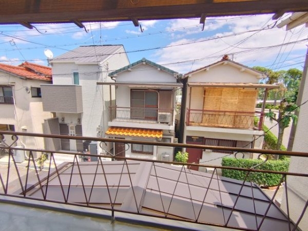 宝塚市美座２丁目の貸家