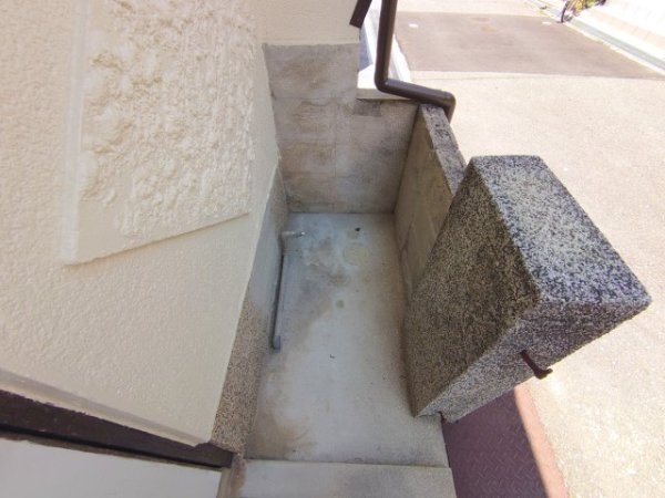 宝塚市美座２丁目の貸家