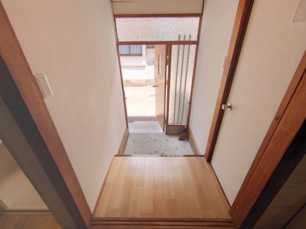 宝塚市美座２丁目の貸家