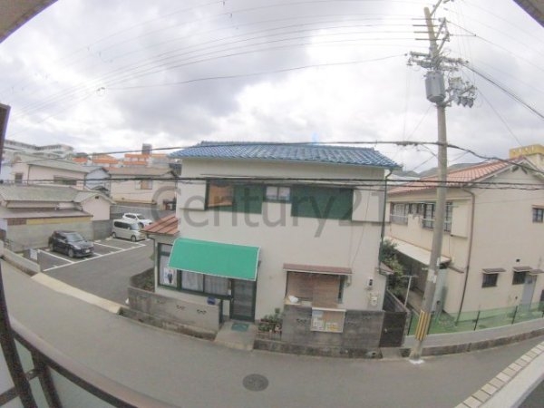 宝塚市野上１丁目のマンション