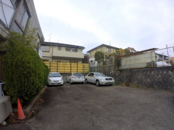 宝塚市中山寺３丁目のマンション