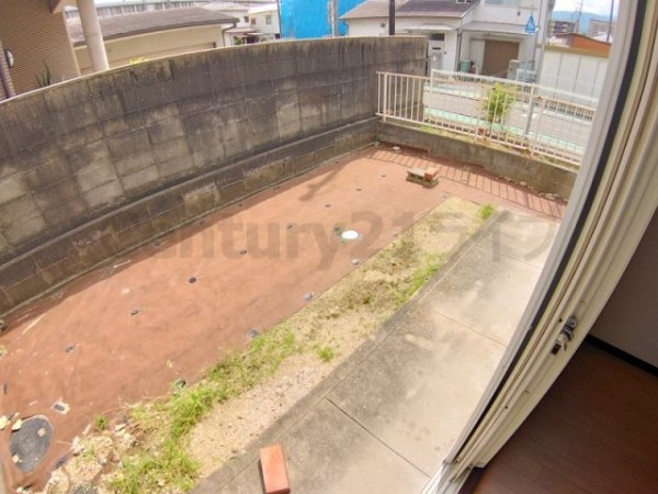 パークハイツ(段上町8丁目)(庭)