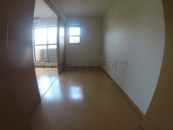 コーポマーバラス