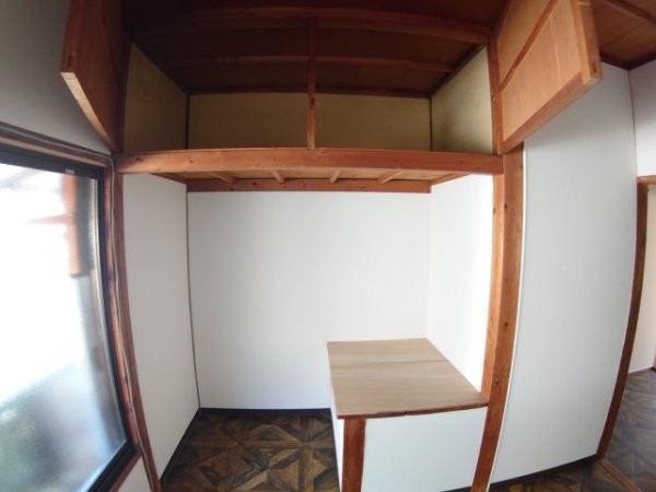 ヒューゲリハウス箕面・石橋阪大前