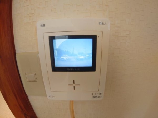 鉢塚1丁目貸家